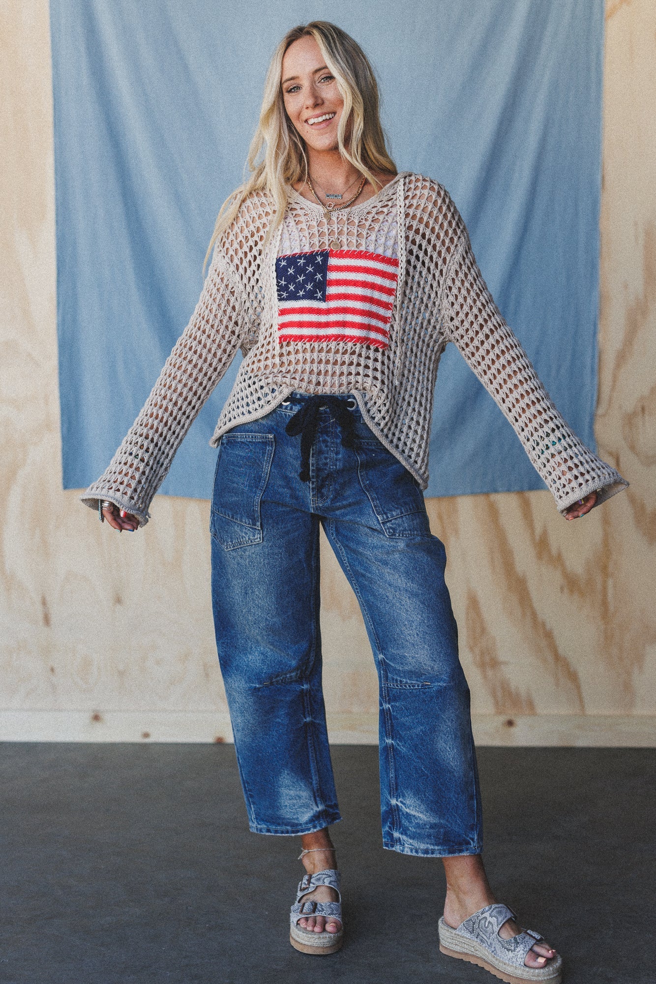 Americana Flag Hoodie - Beige