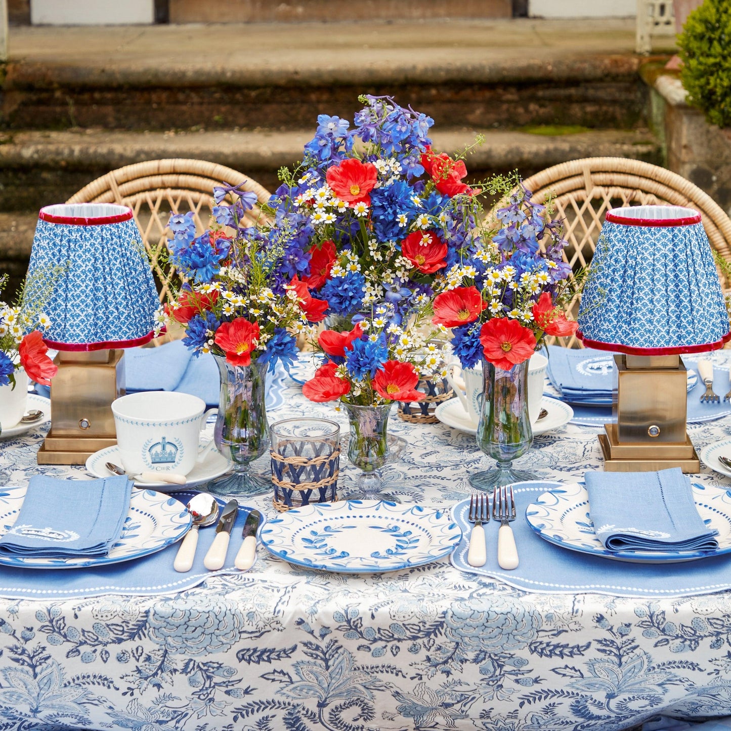 Cobalt & Red Lotus Lampshade (18cm)