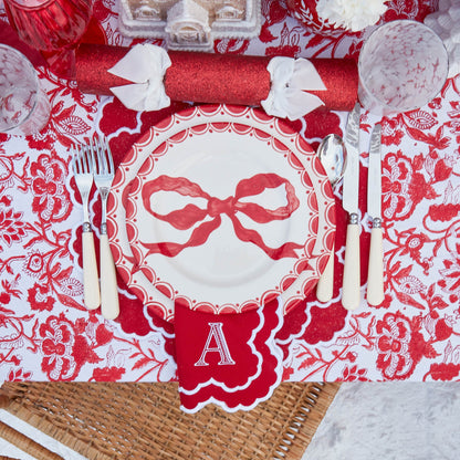 Marilyn Red Bow Starter Plate