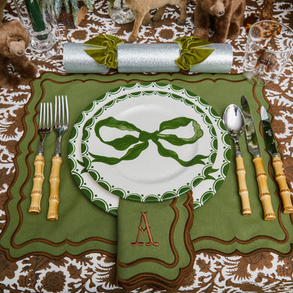Marilyn Forest Green Bow Starter Plate