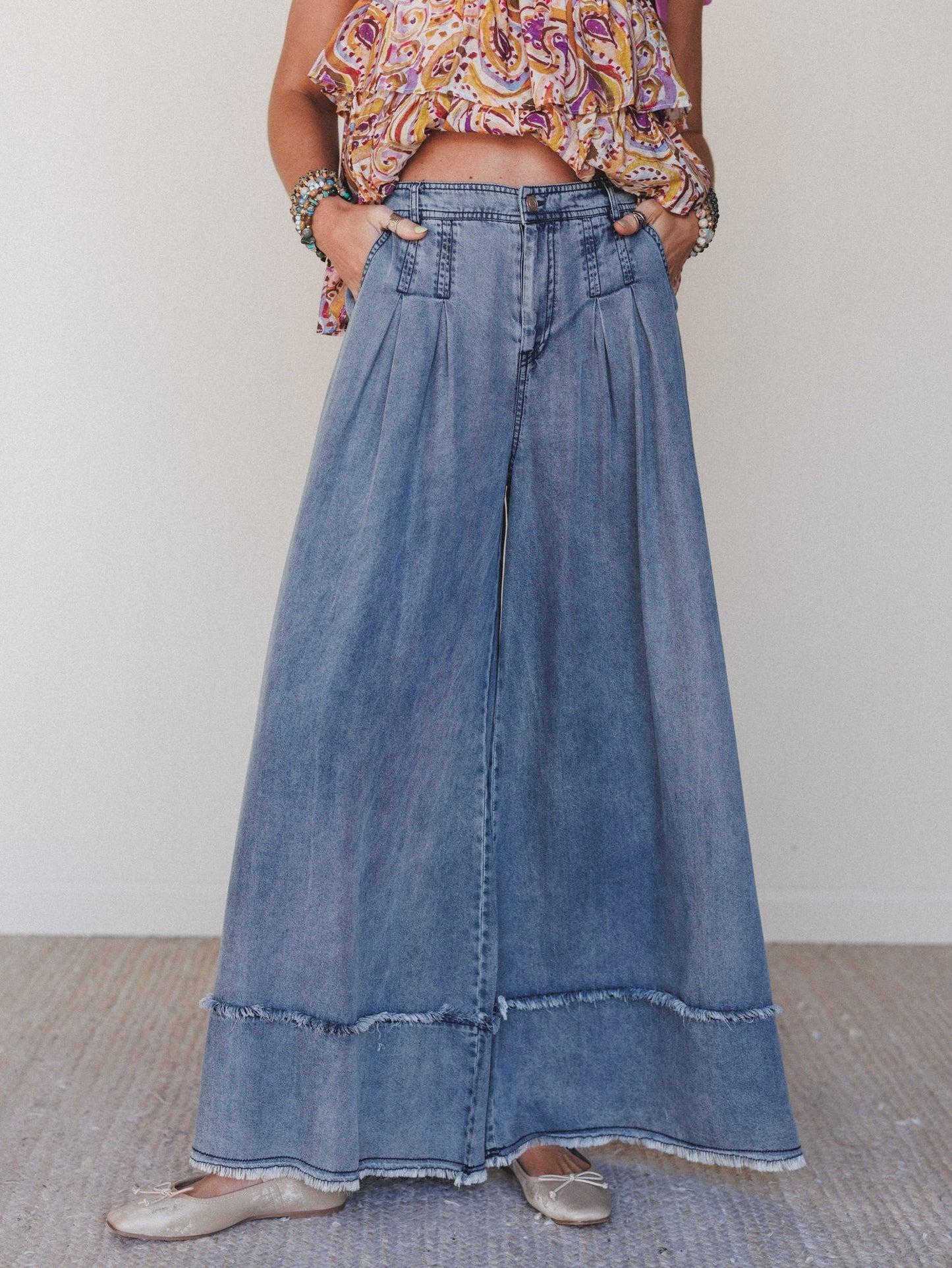 Far Out Wide Leg Jeans - Washed Denim