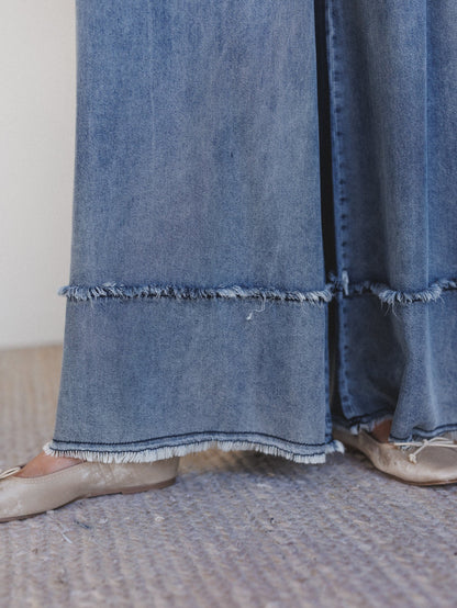 Far Out Wide Leg Jeans - Washed Denim