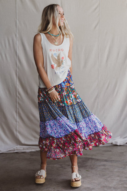 Doves Embrace Graphic Tank Top - White