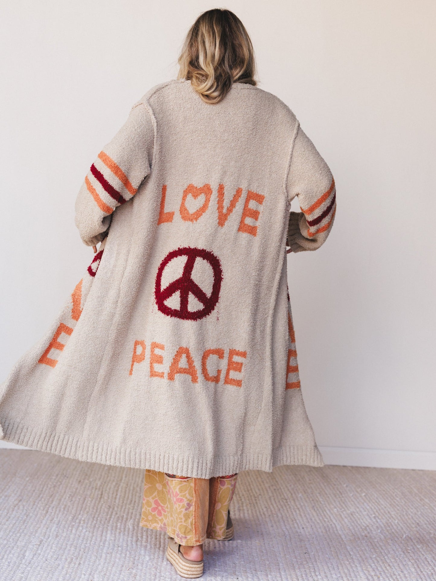 Groove In Love Sweater - Mocha