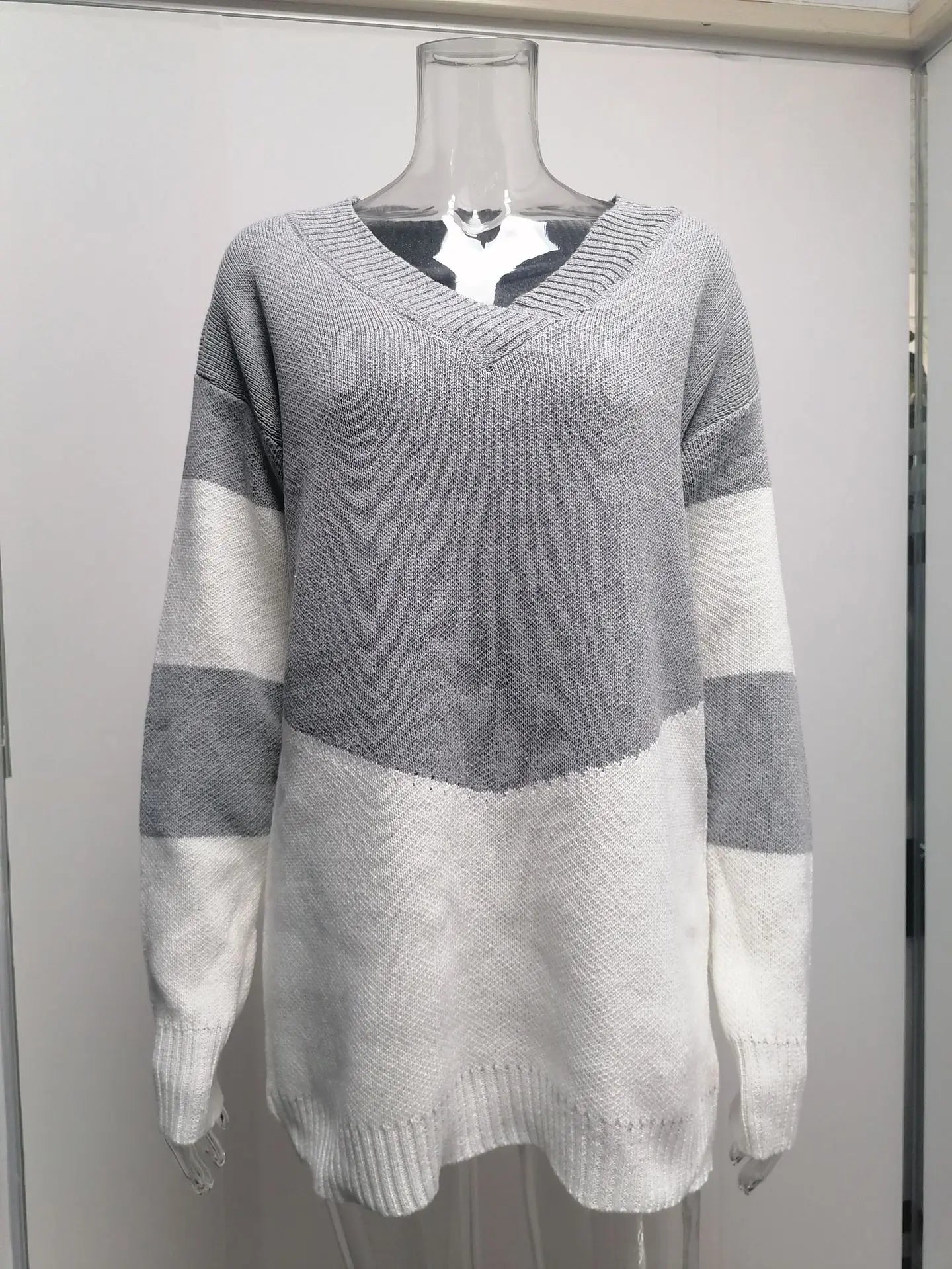 Pullovers Women Sweaters New long-sleeved 2021 Autumn Winters V Collar Loose Color Matching Sweaters Women Fashion OLN6057