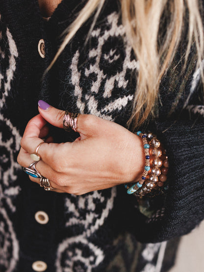Crown Of Feathers Ring - Gold