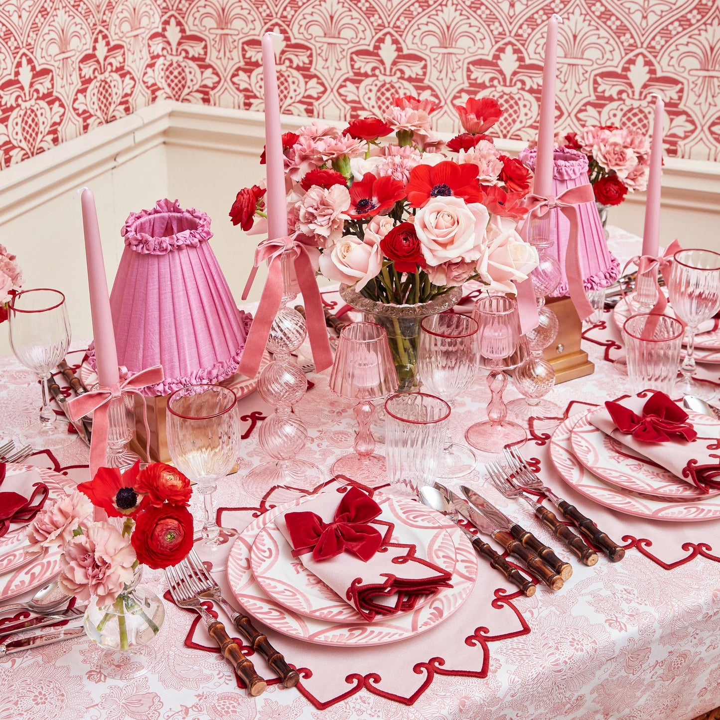 Pink & Red Angelina Napkins (Set of 4)