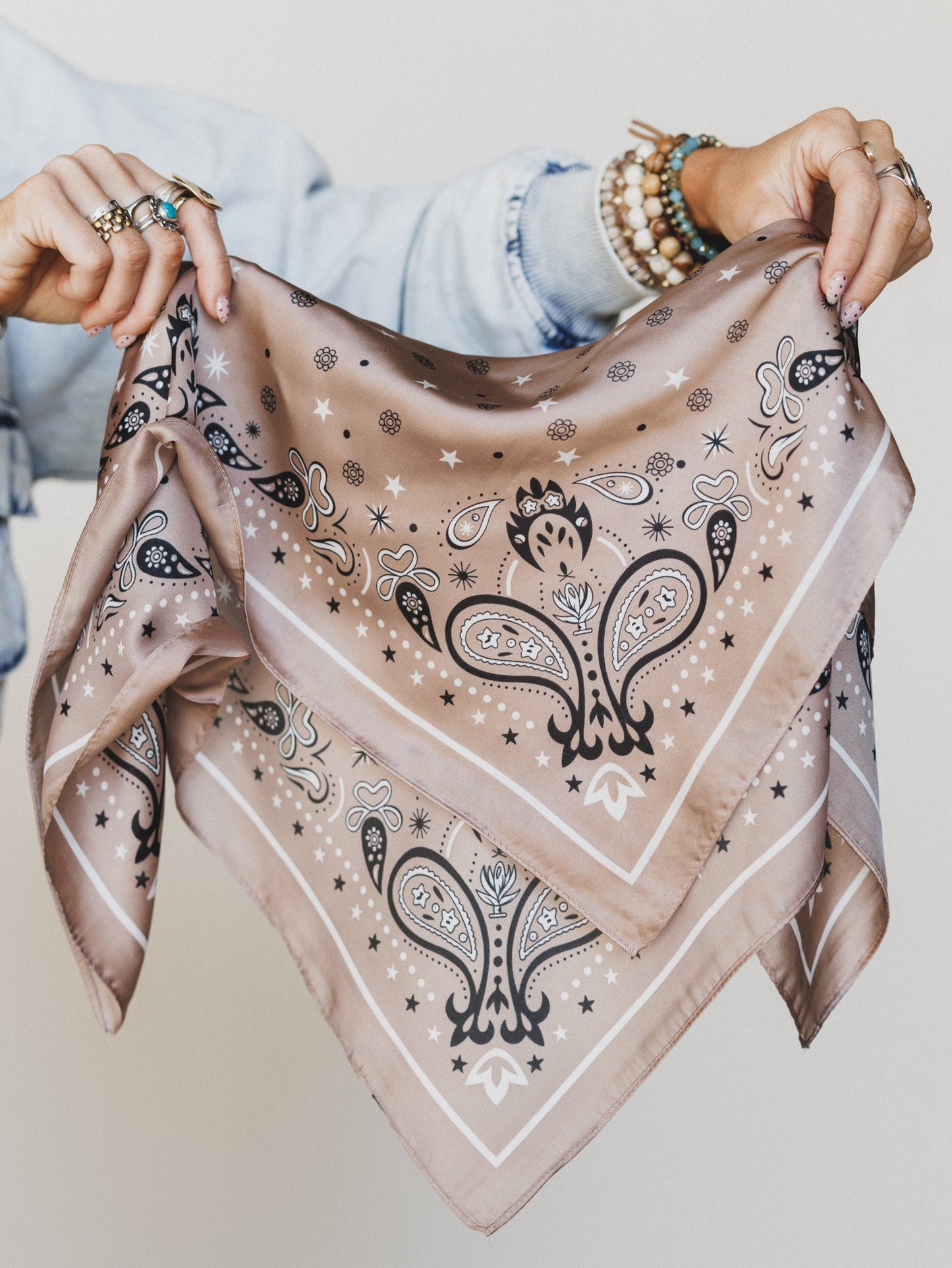 Beauty of the West 3 Piece Bundle - Taupe