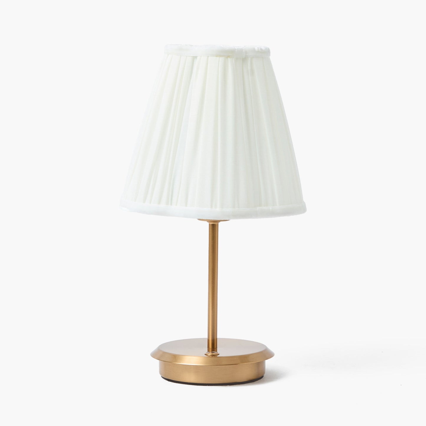 Short Rechargeable Lamp with Cream Shade (18cm)