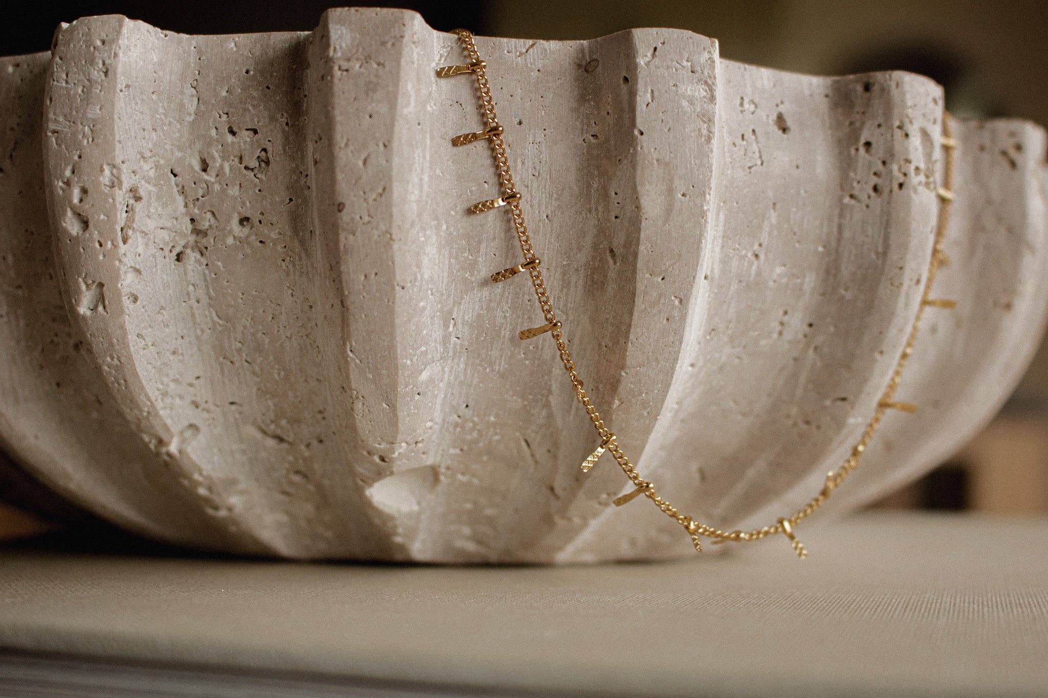 tillie necklace