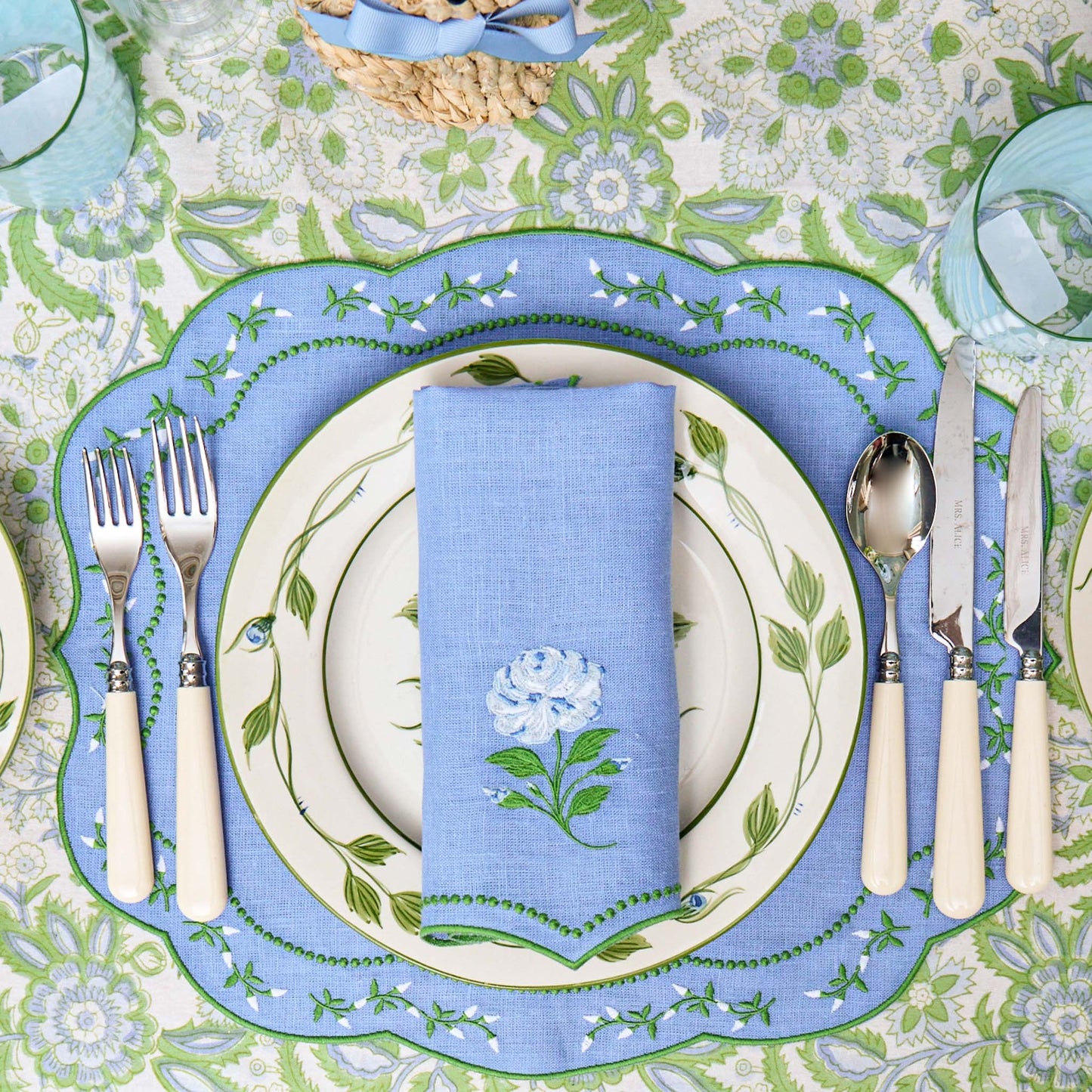White Ivory Cutlery (5 Piece)