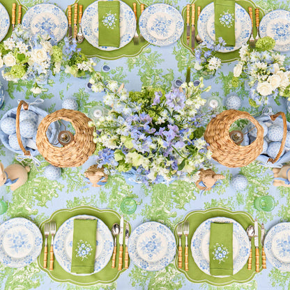 Green Floral Embroidered Linen Napkins (Set of 4)