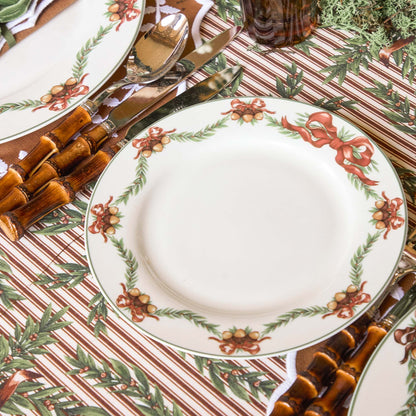 Acorn Garland Dinner & Starter Plates (Set of 8)