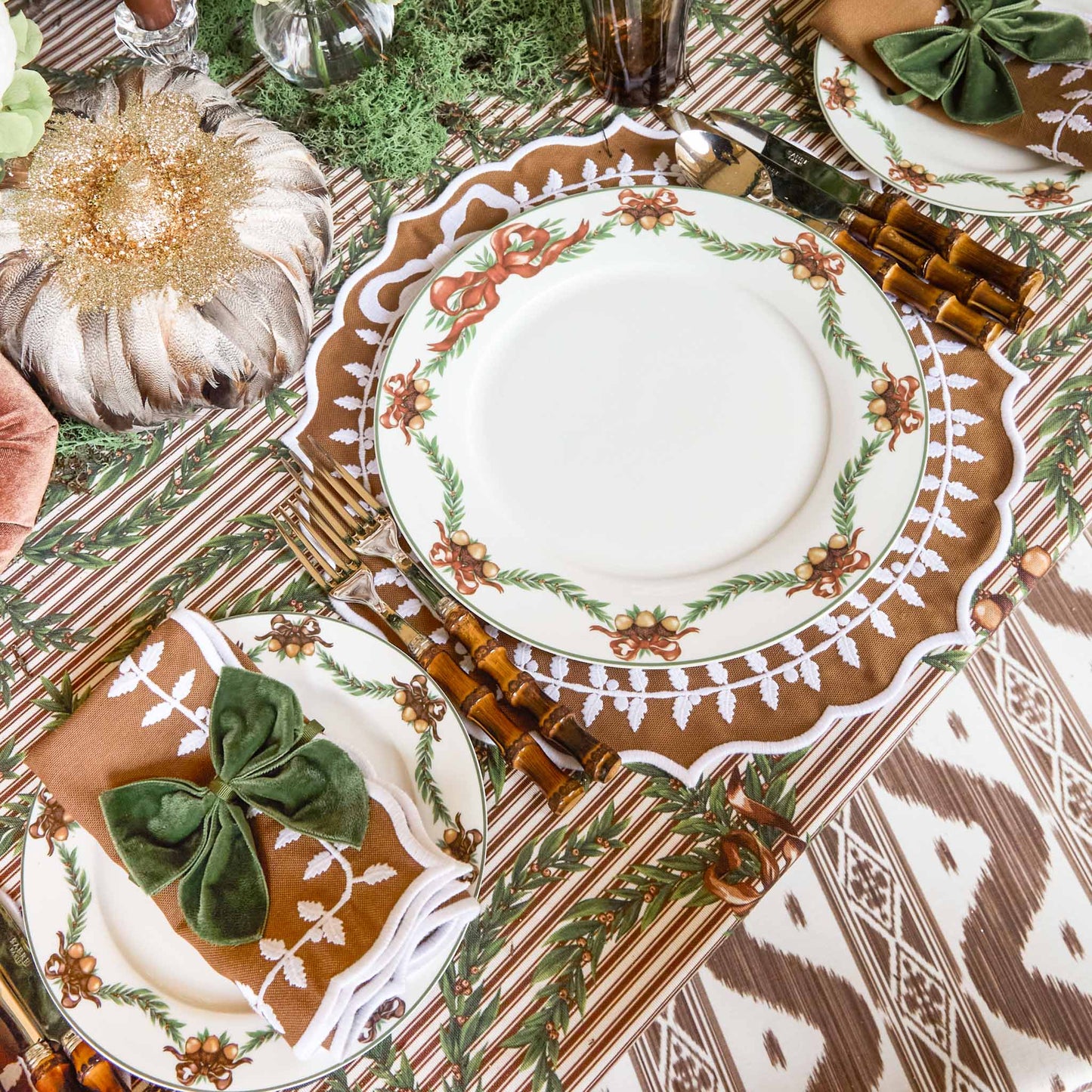 Acorn Garland Dinner Plate