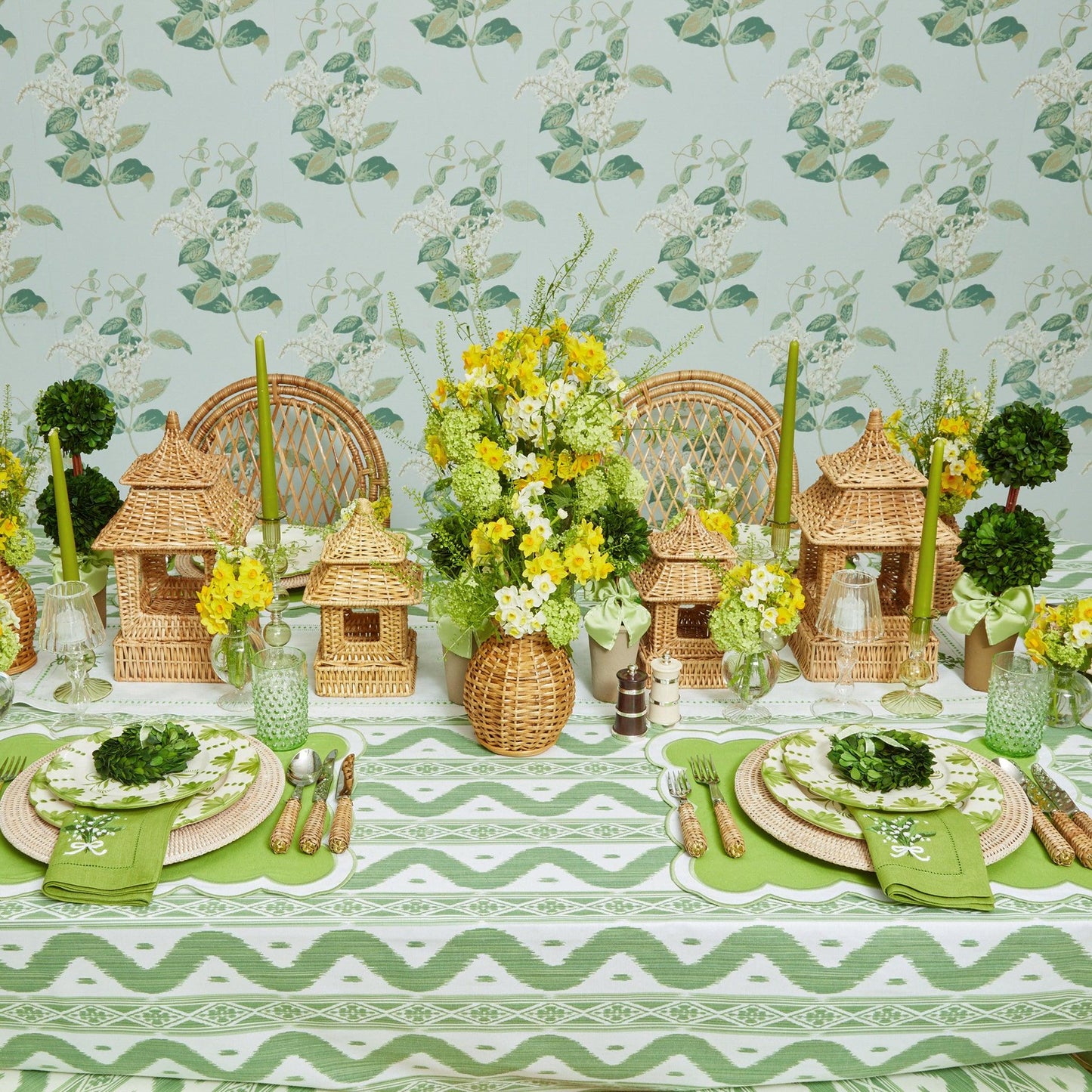 Green Lily of the Valley Linen Napkins (Set of 4)