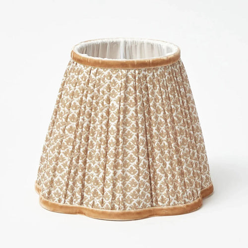 Putty Lotus Lampshade (18cm)