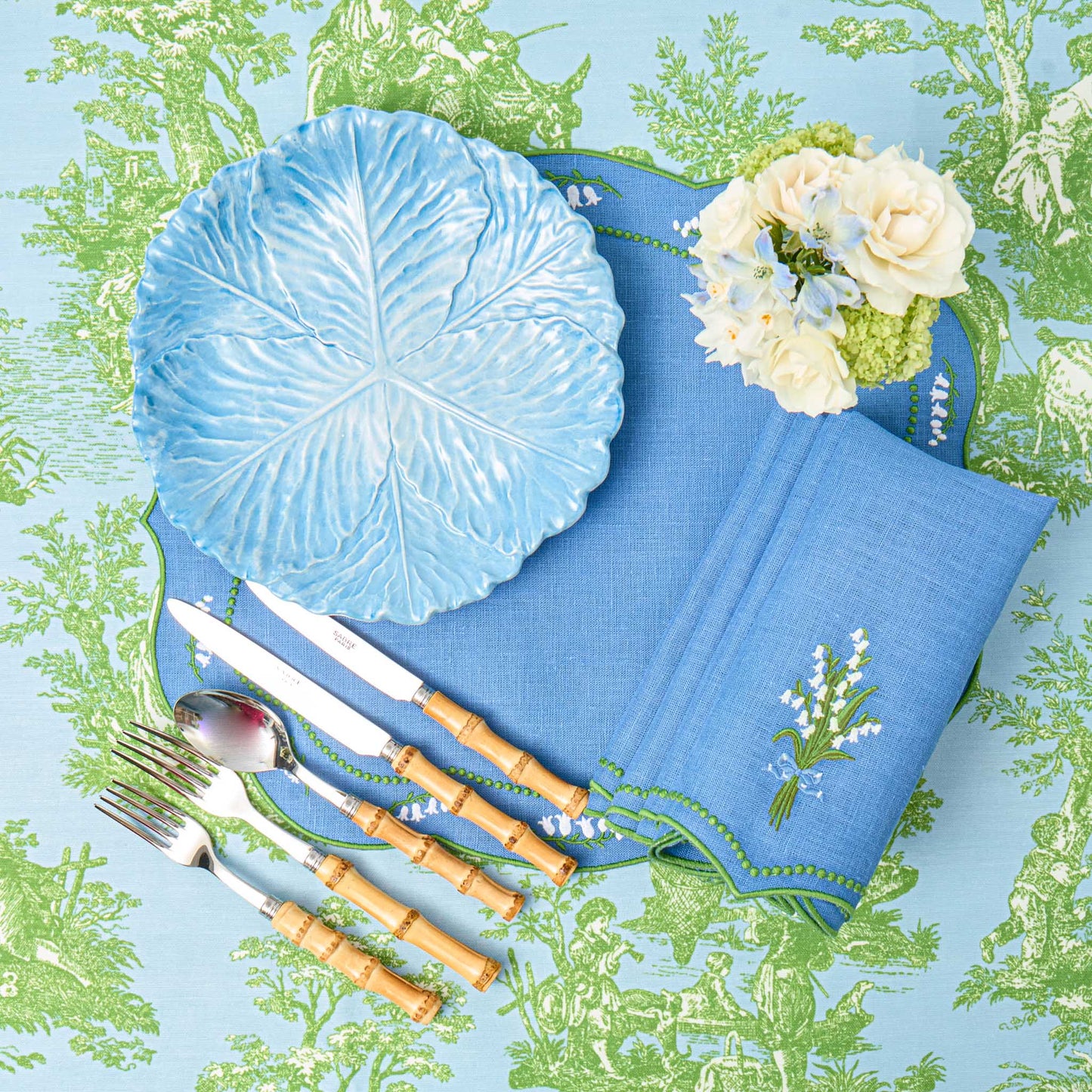 Blue Serena Cabbage Dinner Plates (Set of 4)
