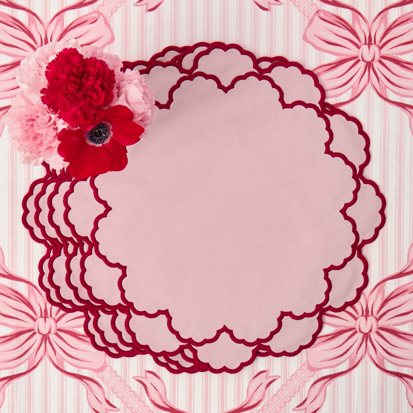 Pink & Red Lily Placemats & Napkins (Set of 4)