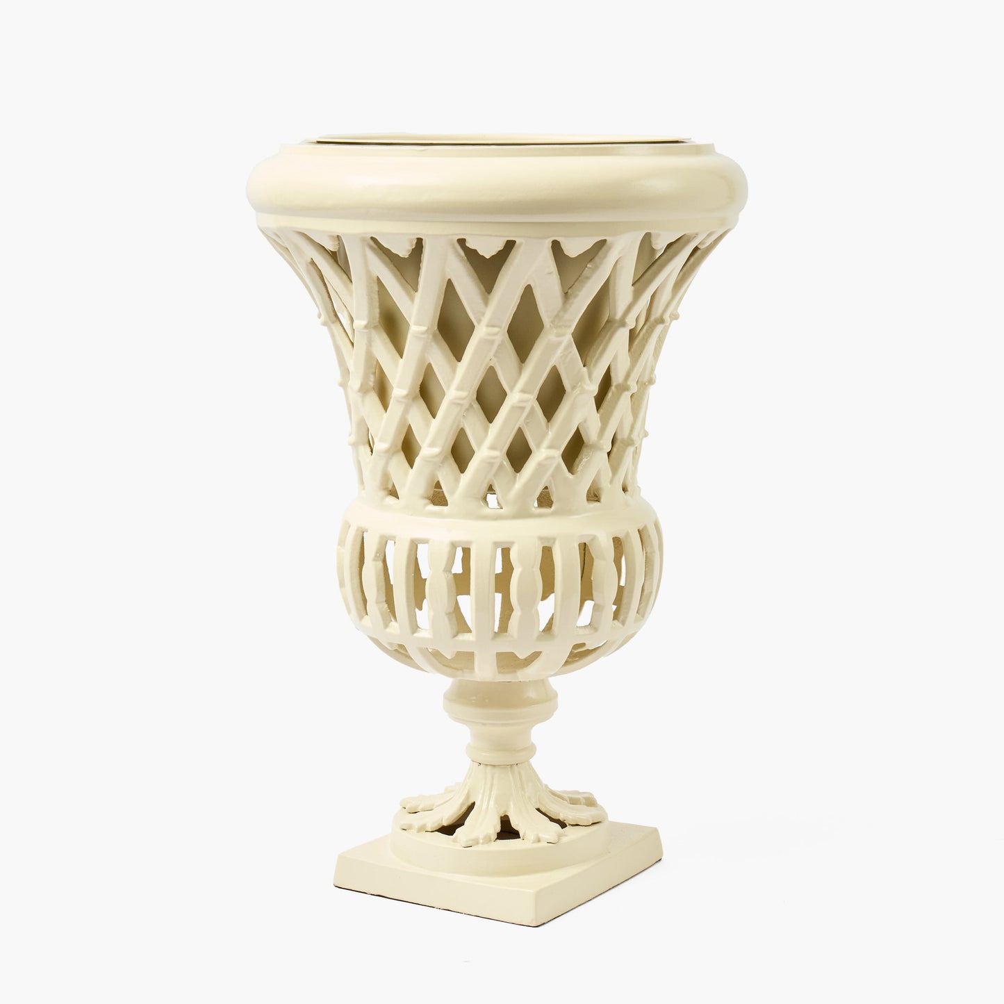 Adelaide Putty Lattice Urn